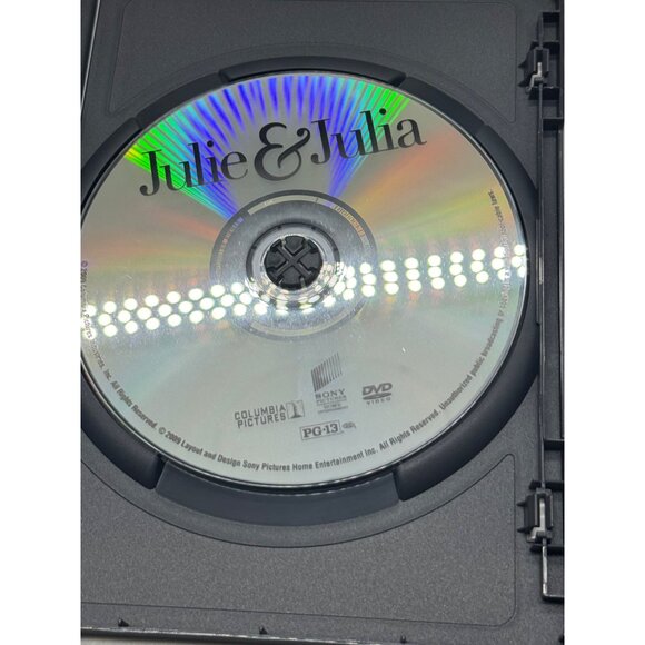 Julie & Julia DVD Starring Meryl Streep & Amy Adams Columbia Pictures Used READ - Picture 2 of 3